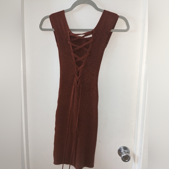 Sweater dress open back fitted - Picture 2 of 3